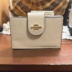 Coach Accordion Rainbow Card Case